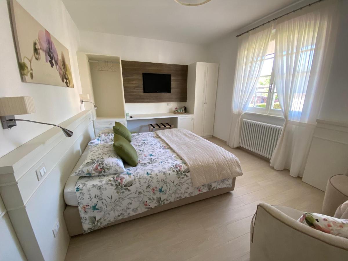 Bellaisa Bed & Breakfast กาไมโยเร ภายนอก รูปภาพ