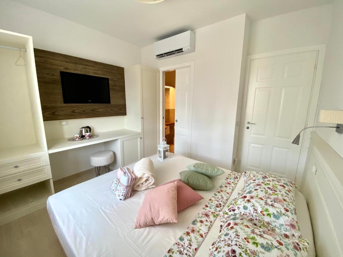 Bellaisa Bed & Breakfast กาไมโยเร ภายนอก รูปภาพ